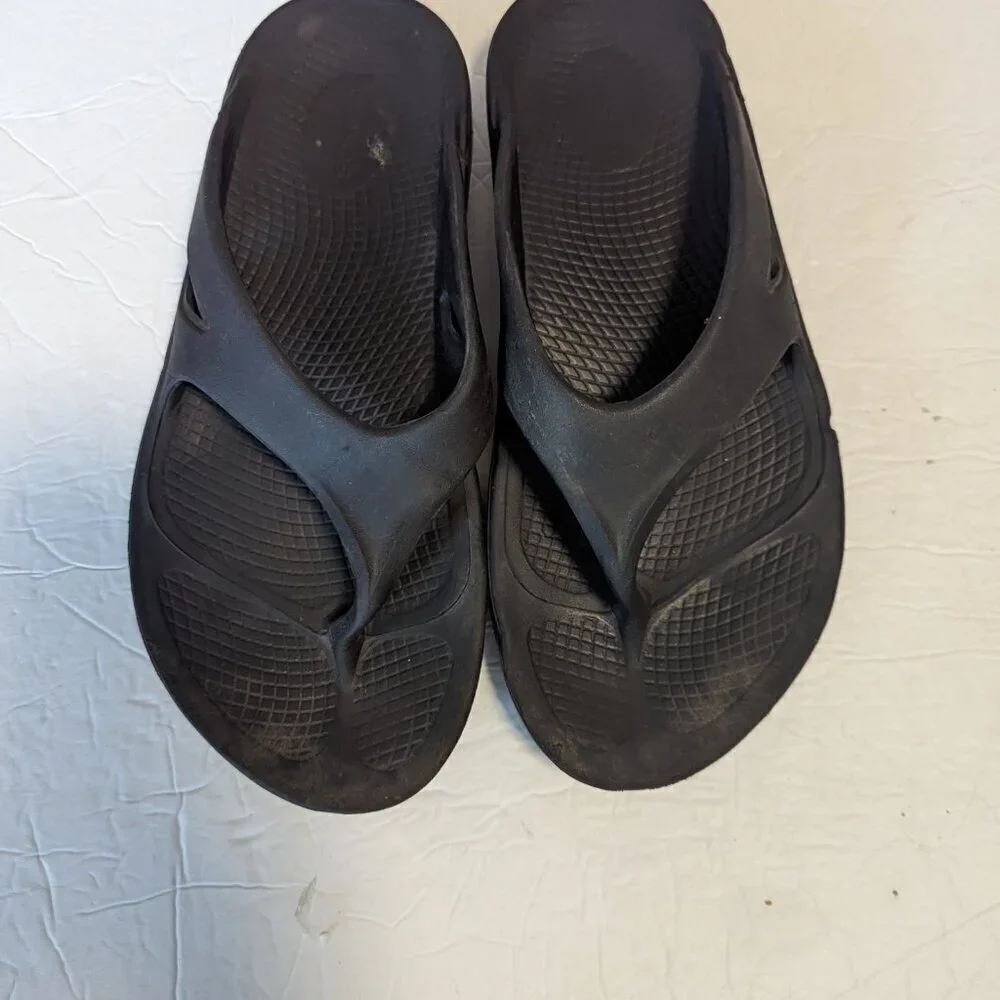 OOFOS Unisex Recovery Black Thong‎ Slide Sandals Flip Flop